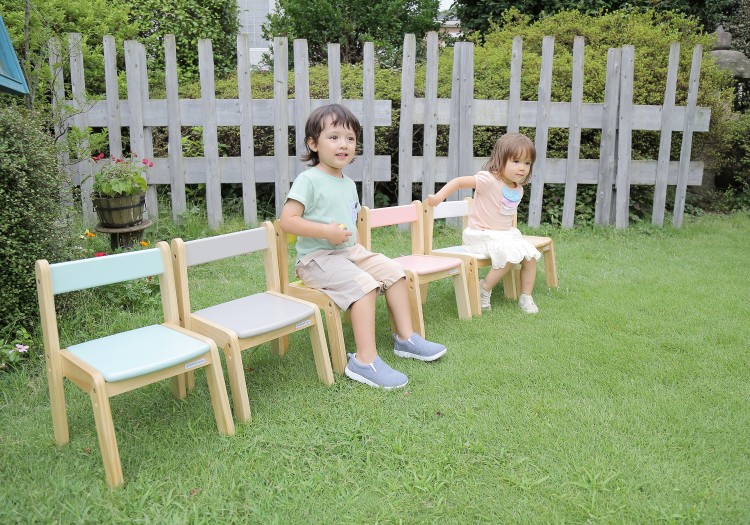 5 meja kursi belajar anak lucu untuk sekolah di rumah
